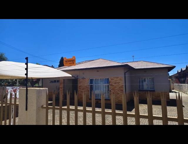 1 BEDROOM PROPERTY TO RENT IN DIE BULT